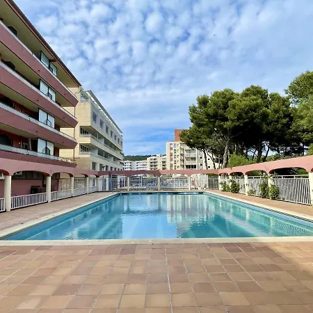 Apartment Salles 20